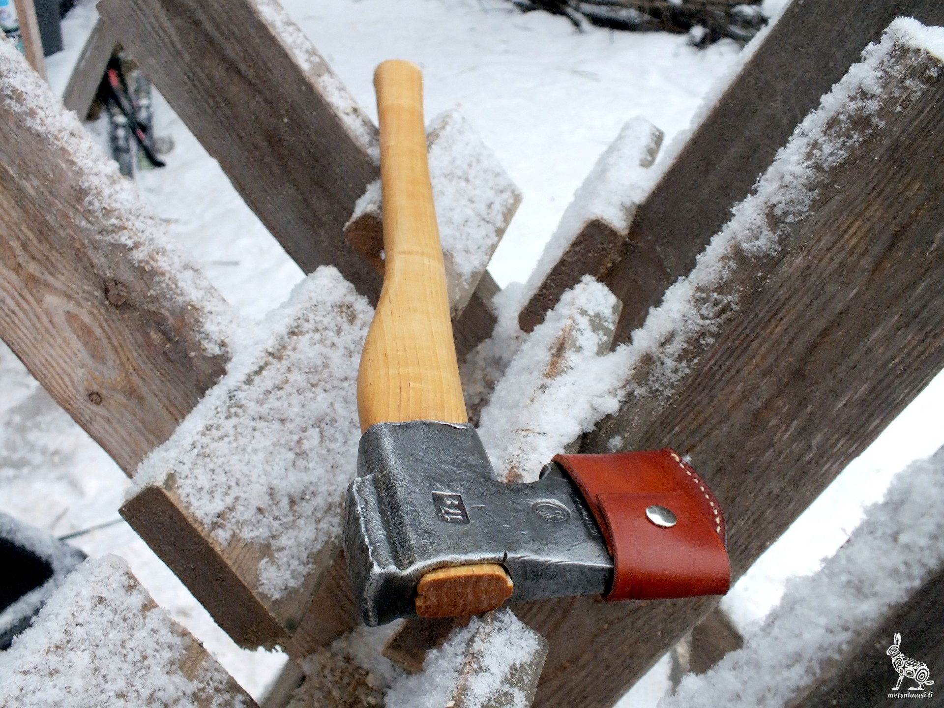 Restoring a Finnish Axe
